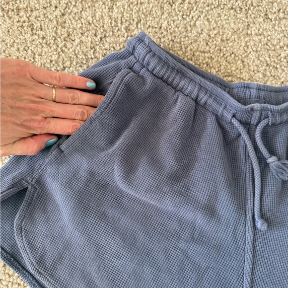 John Galt Blue Gray Waffle Knit Lounge Shorts Drawstring One Size (fit is Small) - Picture 2 of 5